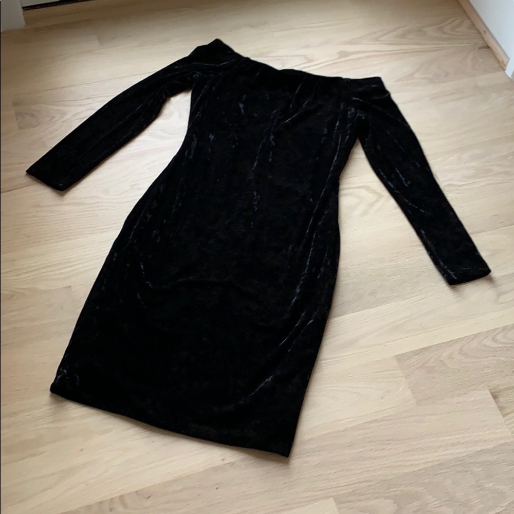Eliza J Off the Shoulder Velvet Dress